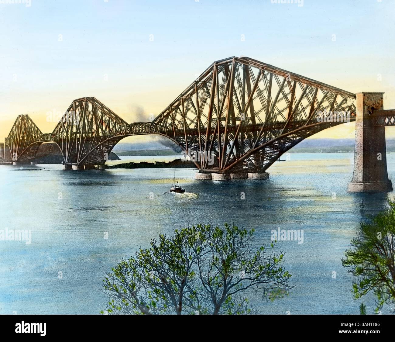Forth Railway Bridge, Edinburgh, Scotland, United Kingdom – Iconic Victorian Iron Bridge Over River Forth, Historic Architecture & Engineering Marvel, 19th Century Landmark, 1890s
